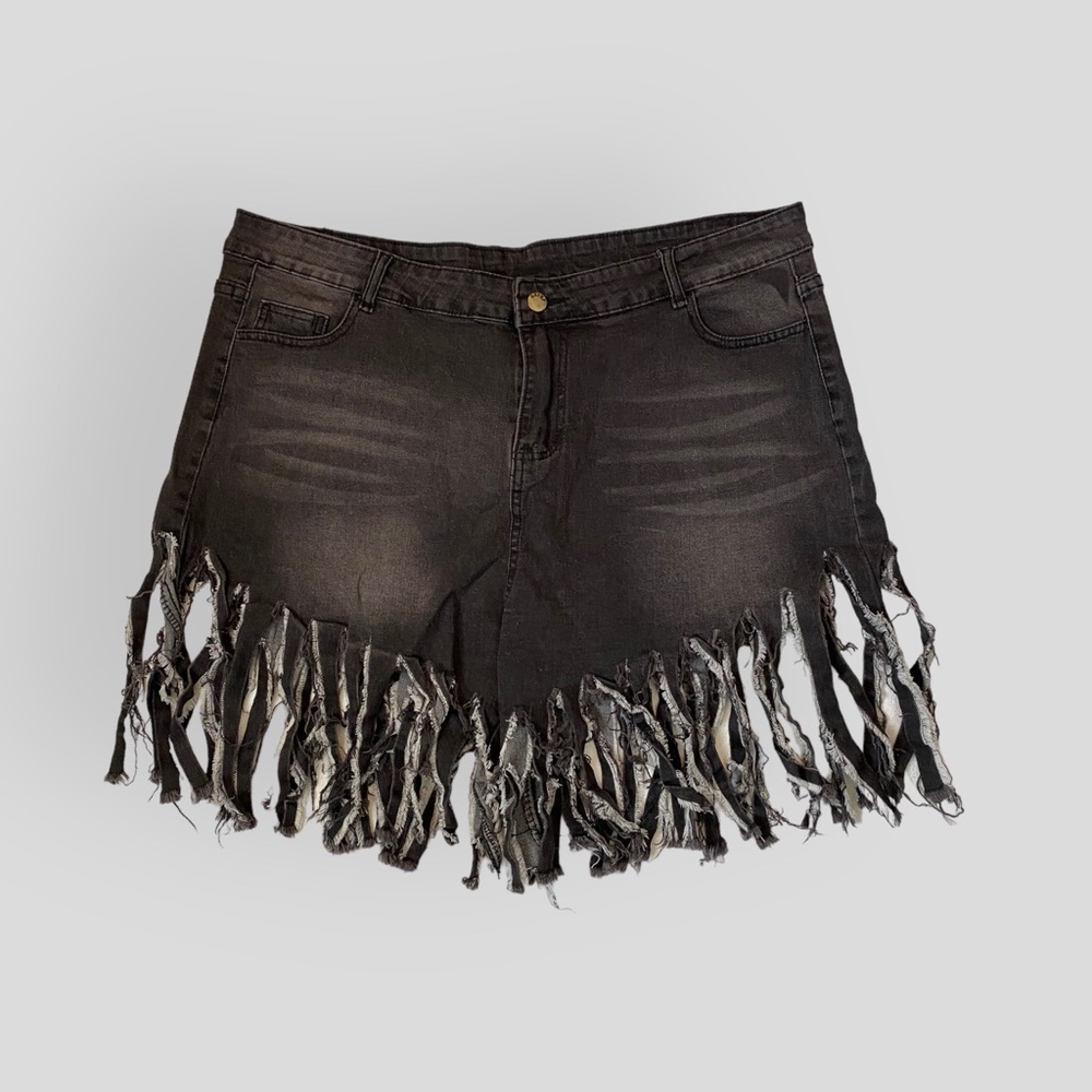 No Brand Women’s High-Rise Fringe Black Wash Jean Shorts  3XL NWOT